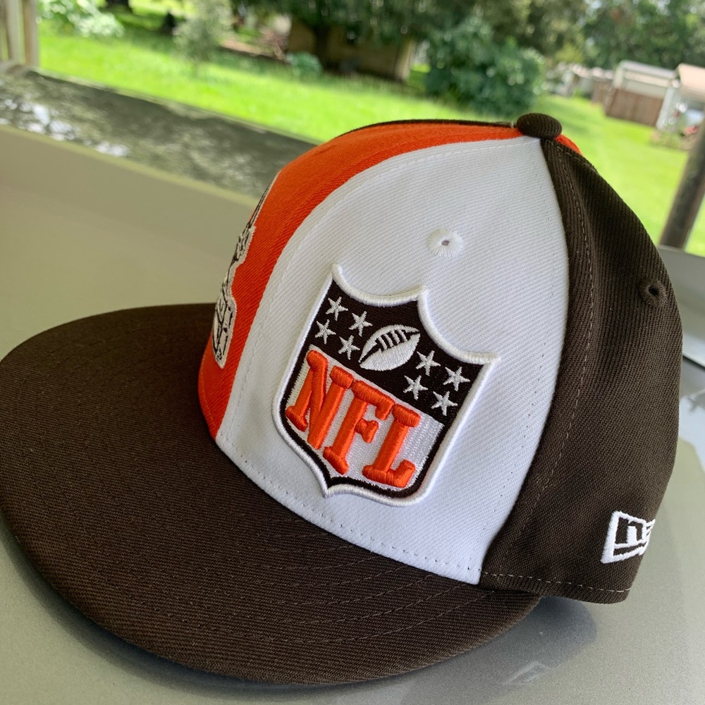 New NFL/new era Cleveland browns hat